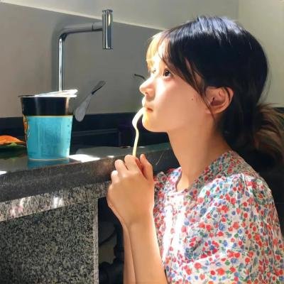 女儿站起来