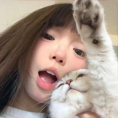 她房间里的云